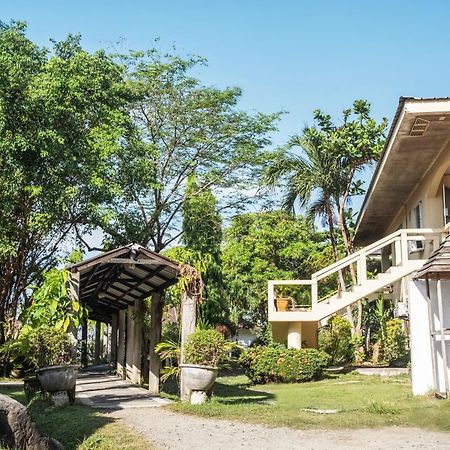 Go Resort Bauang Exterior photo