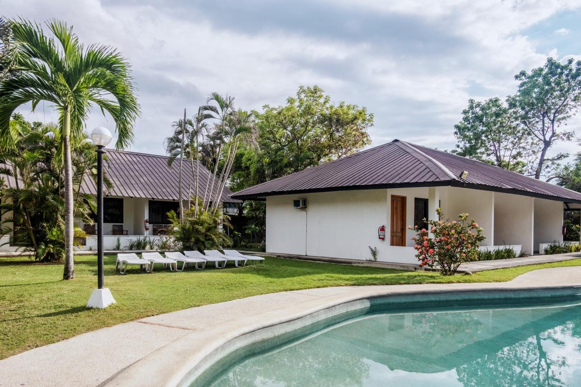 Go Resort Bauang Exterior photo